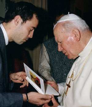 Papst Johannes Paul II vor seiner Audienz bei D.J. Klobrille