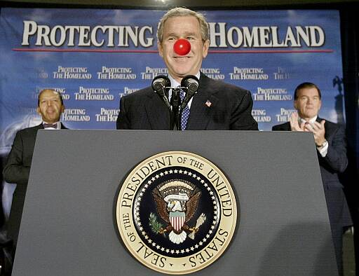 George Bush mit roter Nase am Rednoseday
